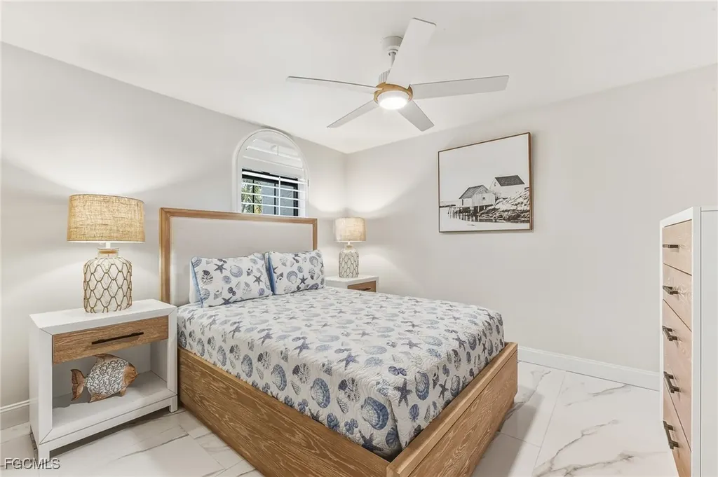 2318 SE 27th Street Cape Coral FL 33904