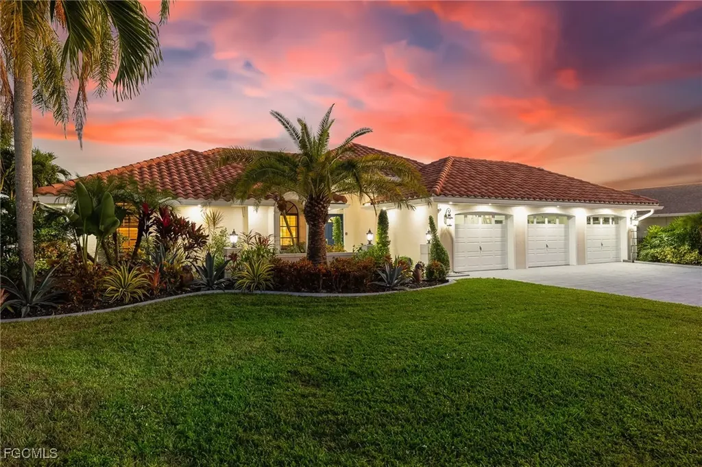 2318 SE 27th Street Cape Coral FL 33904