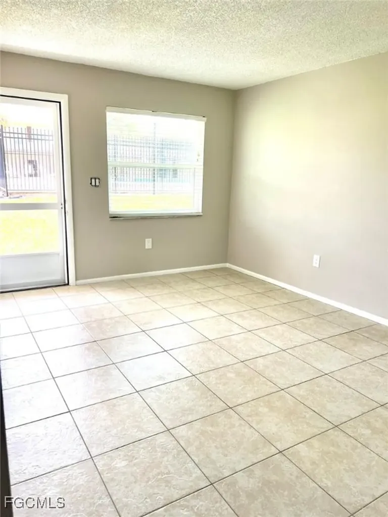 3325 Airport Road N Naples FL 34105