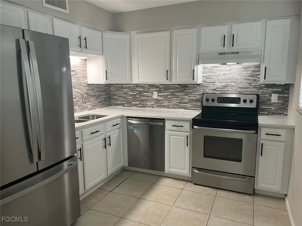 3325 Airport Road N Naples FL 34105