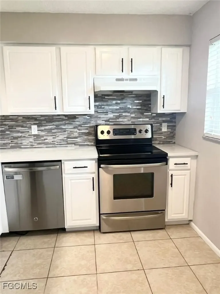 3325 Airport Road N Naples FL 34105