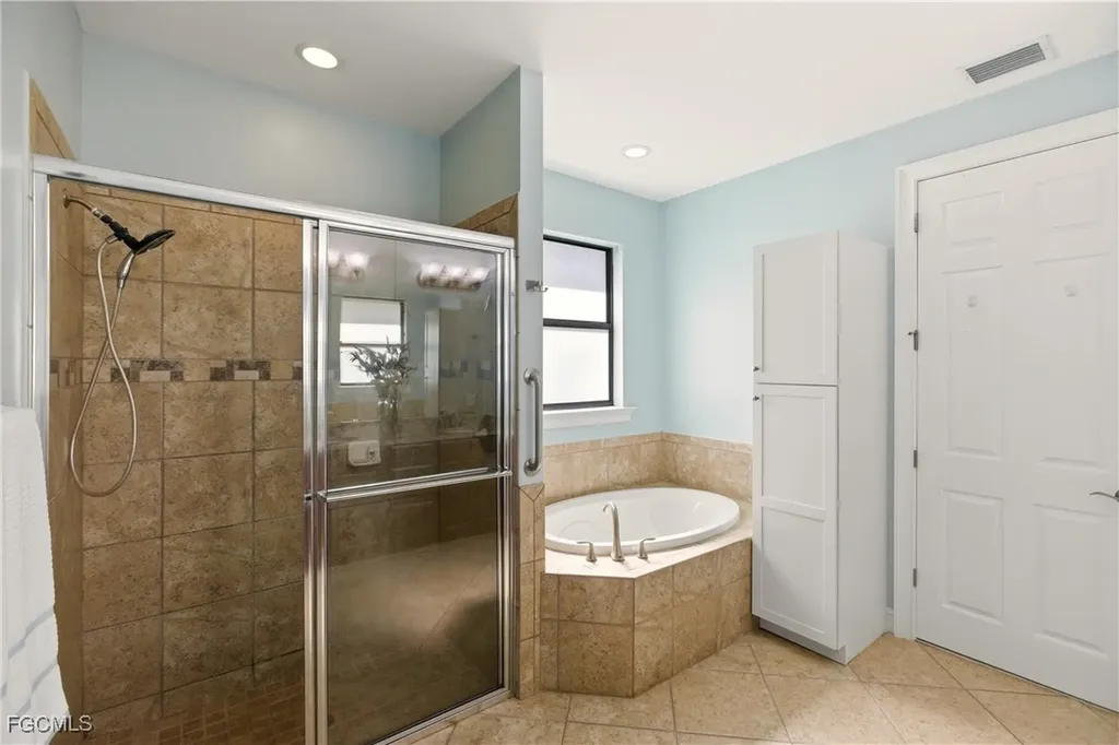 7866 Bucks Run Drive Naples FL 34120