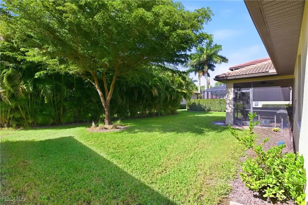 7866 Bucks Run Drive Naples FL 34120