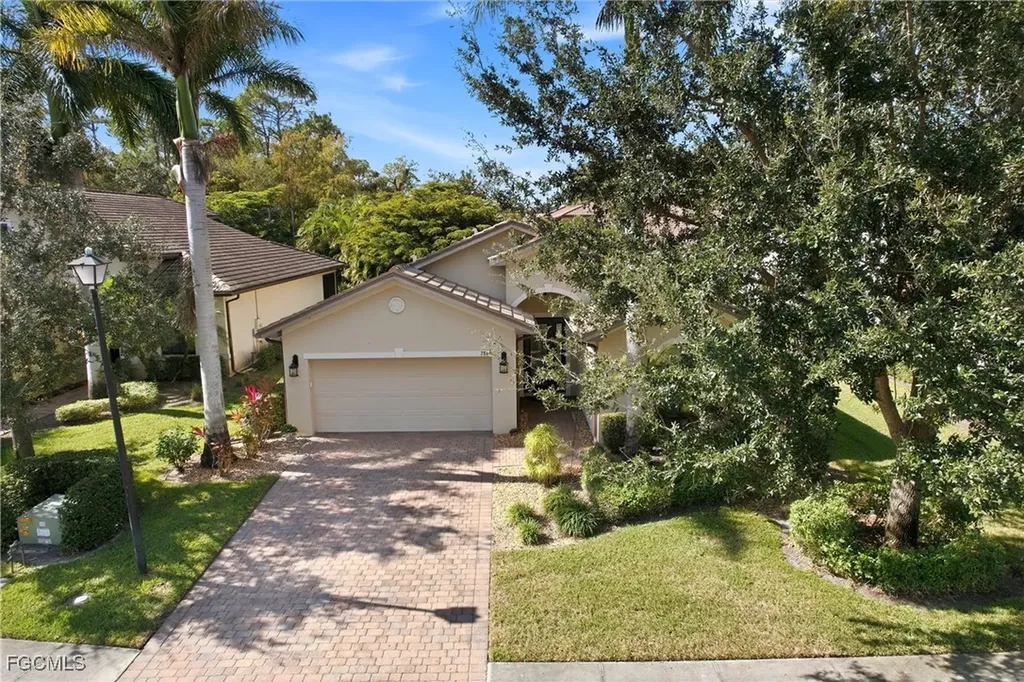 7866 Bucks Run Drive Naples FL 34120