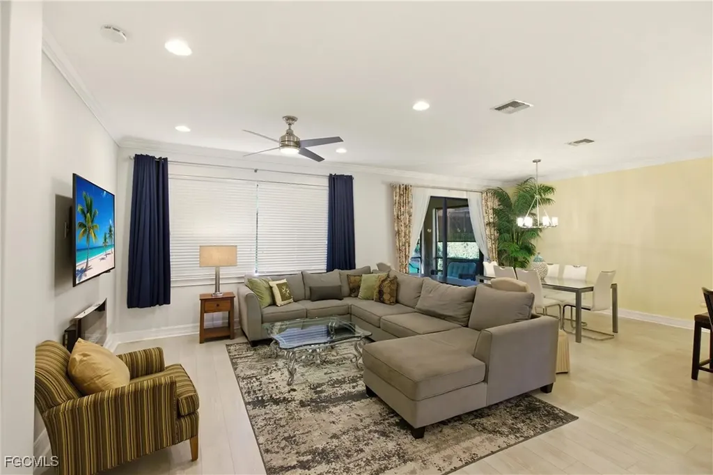 7866 Bucks Run Drive Naples FL 34120