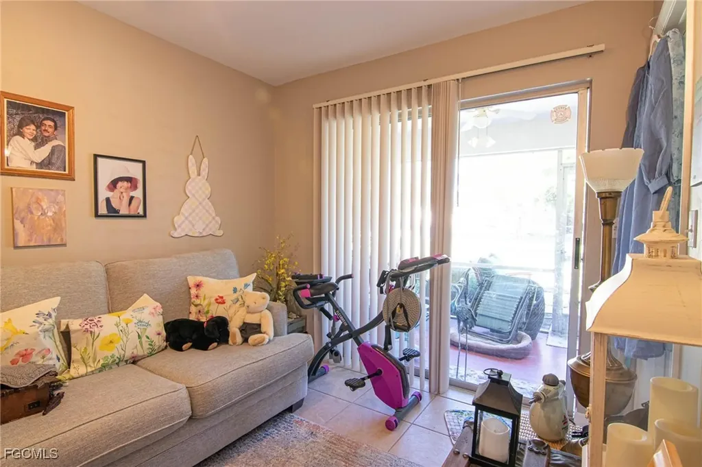 3829 SW 8th Court Cape Coral FL 33914