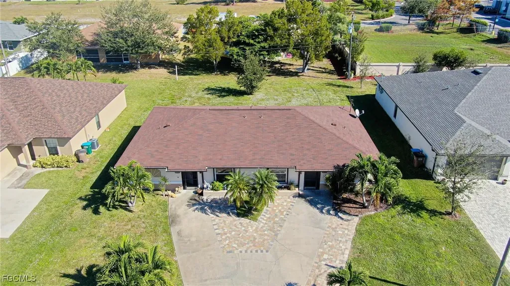 3829 SW 8th Court Cape Coral FL 33914