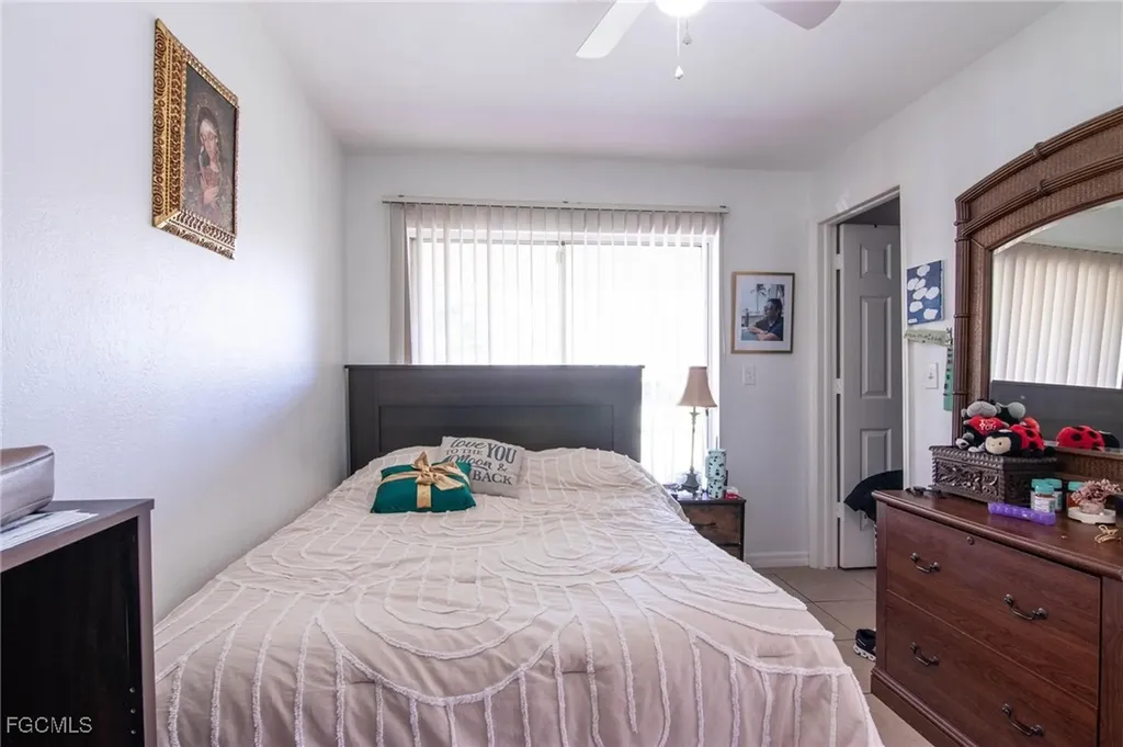 3829 SW 8th Court Cape Coral FL 33914