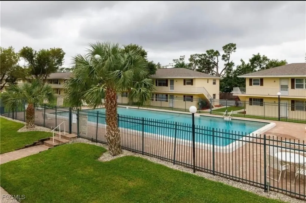 3325 Airport Road N Naples FL 34105