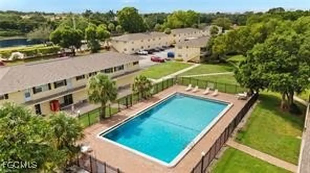 3325 Airport Road N Naples FL 34105