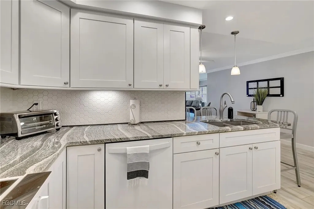 1900 Clifford Street Fort Myers FL 33901