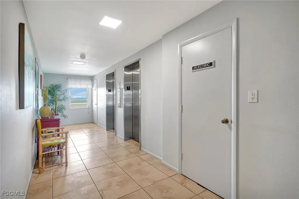 1900 Clifford Street Fort Myers FL 33901