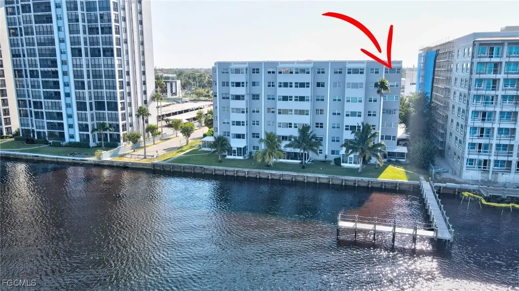 1900 Clifford Street Fort Myers FL 33901