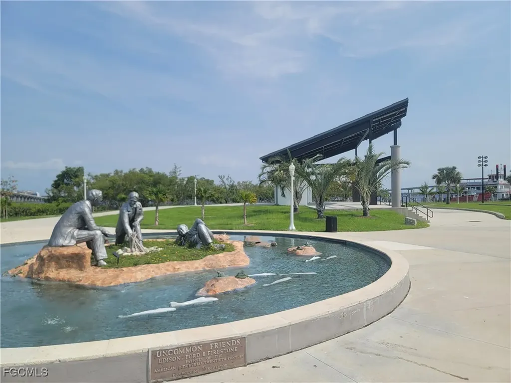 1900 Clifford Street Fort Myers FL 33901