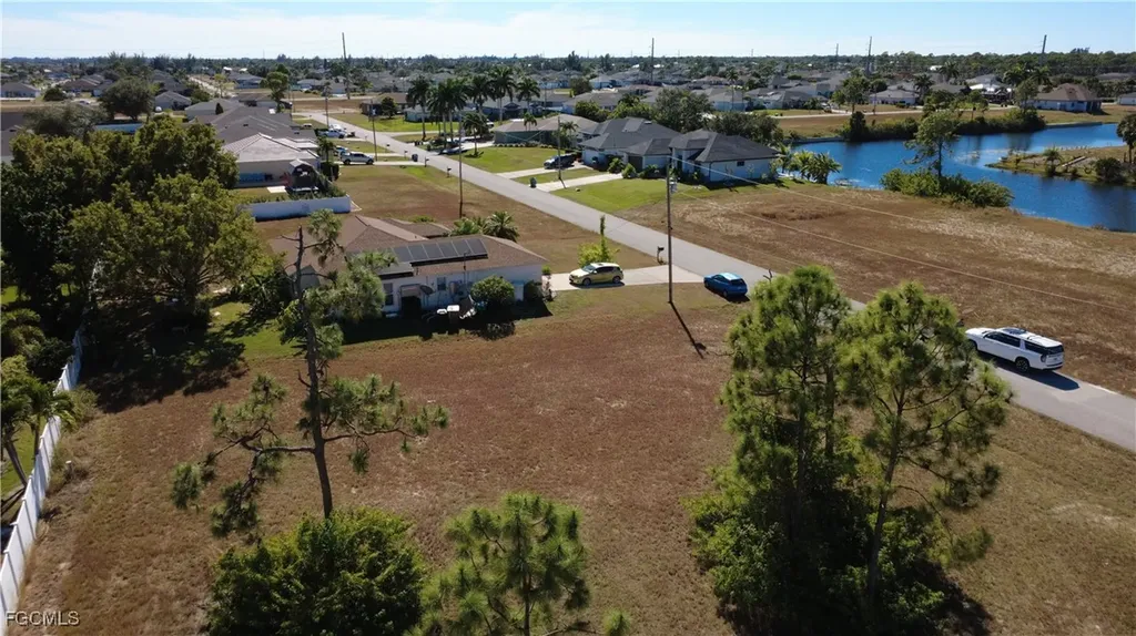 2529 NW 21st Place Cape Coral FL 33993