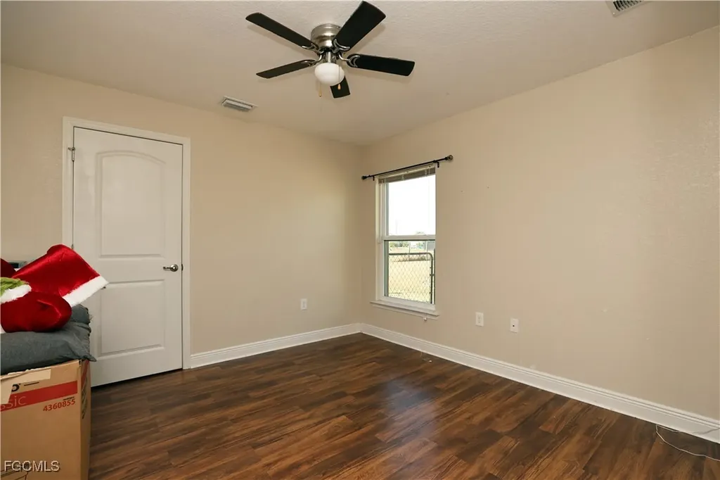 522 NW 21st Street Cape Coral FL 33993