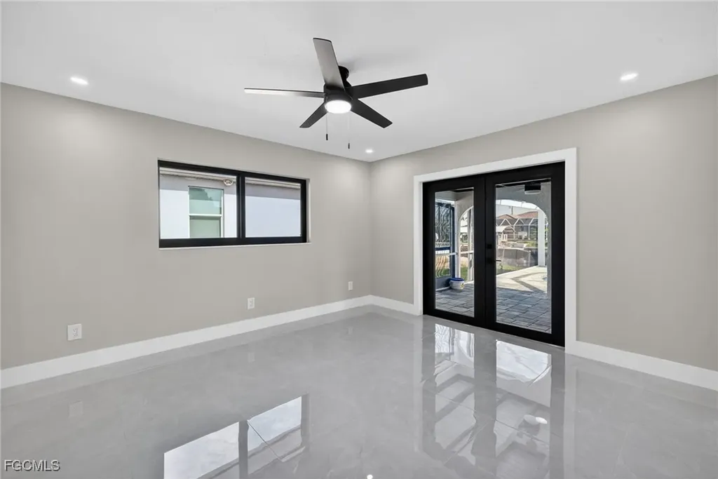 3113 SE 19th Avenue Cape Coral FL 33904