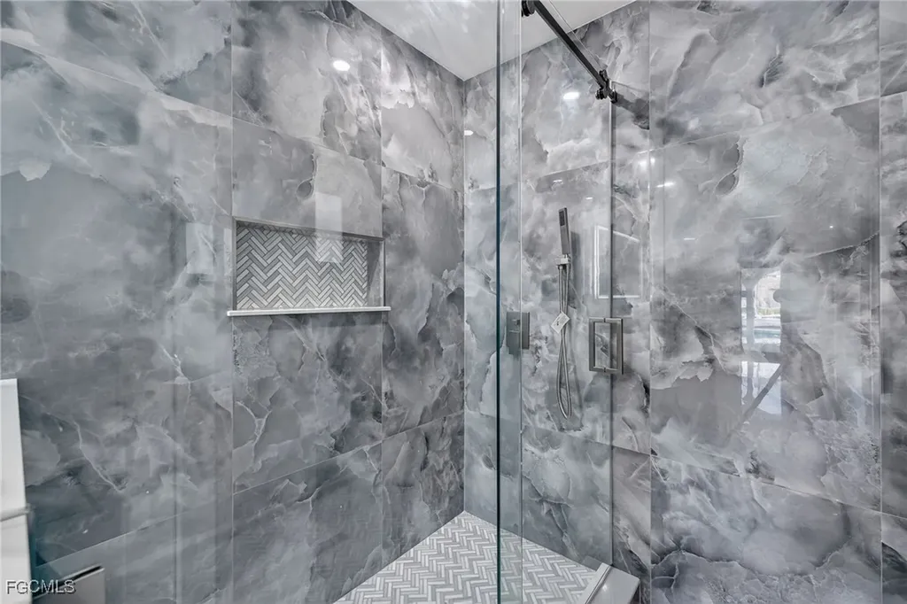 3113 SE 19th Avenue Cape Coral FL 33904