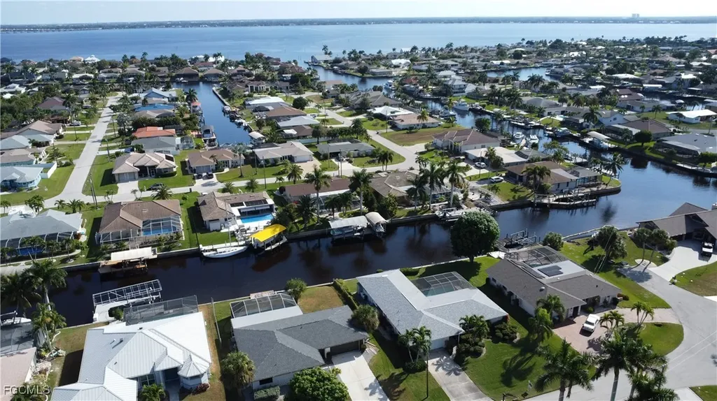 3113 SE 19th Avenue Cape Coral FL 33904