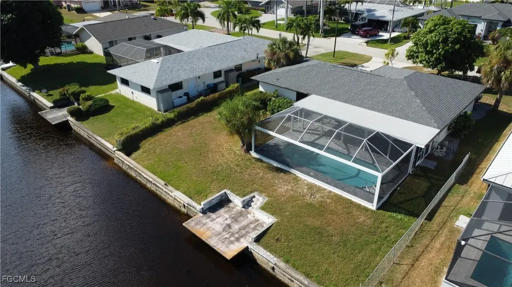 3113 SE 19th Avenue Cape Coral FL 33904
