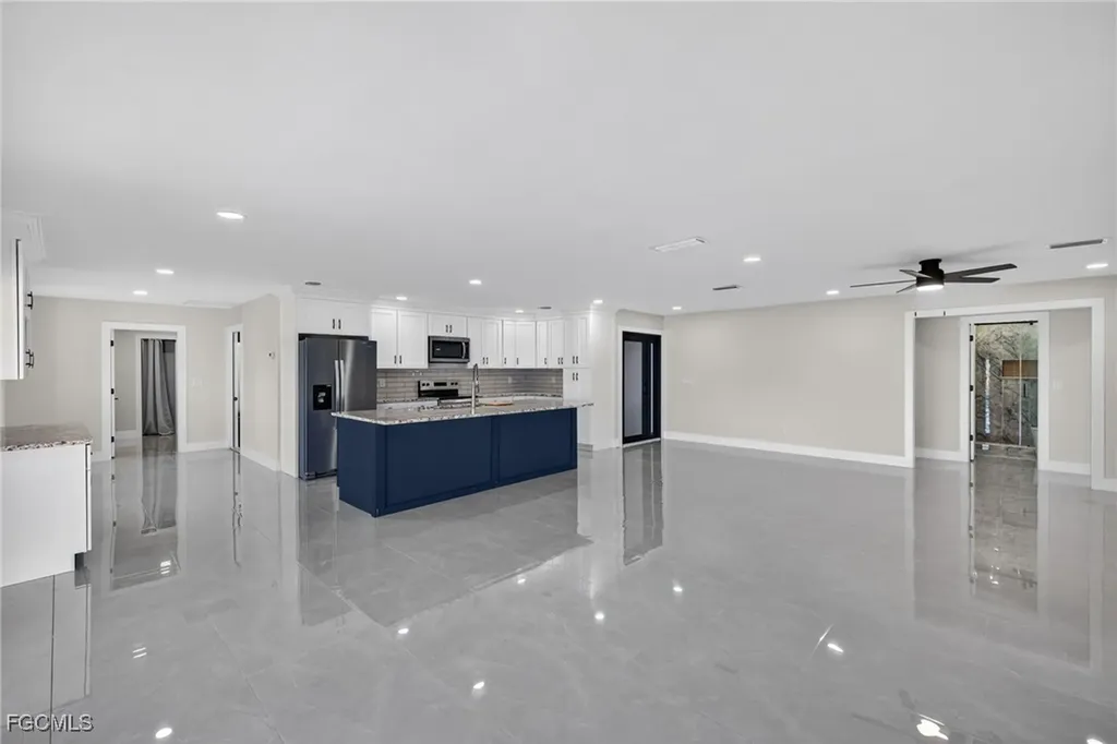 3113 SE 19th Avenue Cape Coral FL 33904