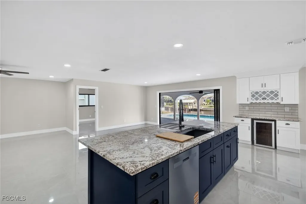 3113 SE 19th Avenue Cape Coral FL 33904