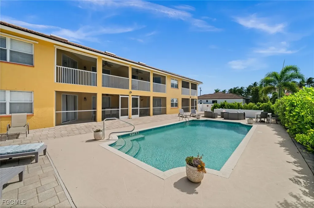 5420 Chiquita Boulevard S Cape Coral FL 33914