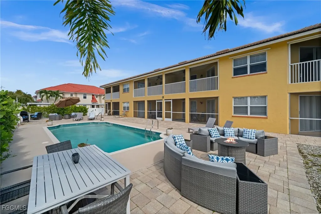 5420 Chiquita Boulevard S Cape Coral FL 33914