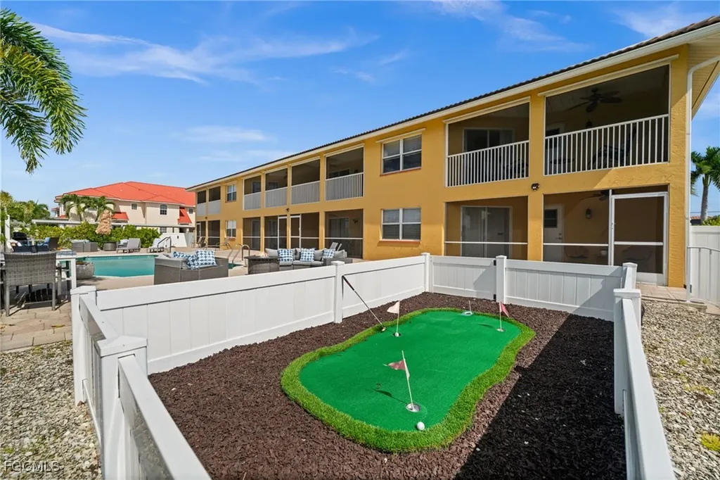 5420 Chiquita Boulevard S Cape Coral FL 33914