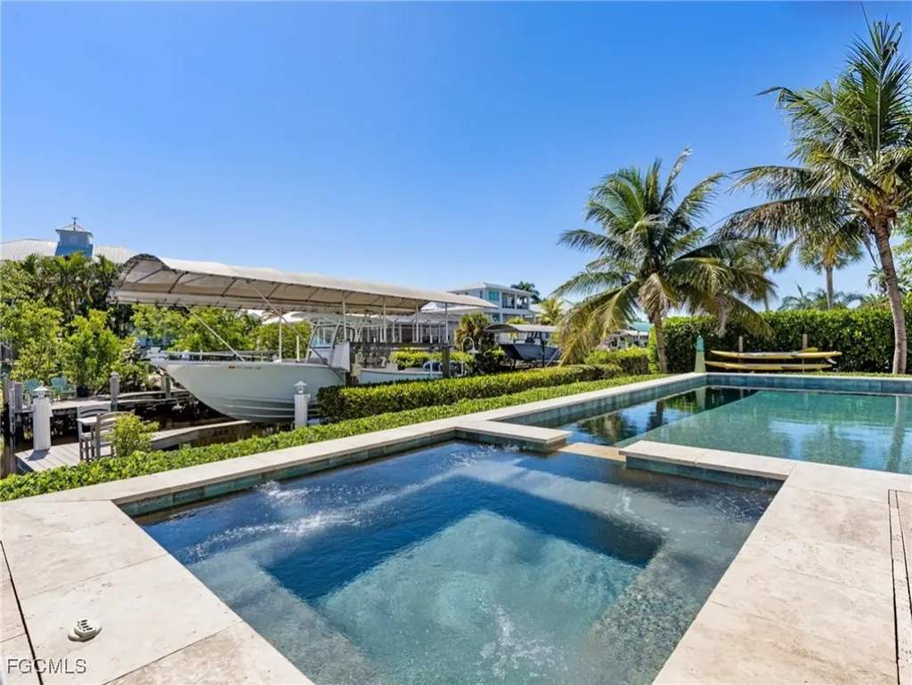 6255 Cocos Drive Fort Myers FL 33908