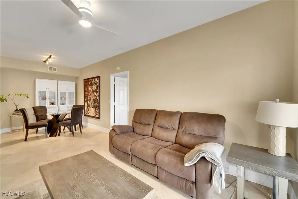 6450 Aragon Way Fort Myers FL 33966