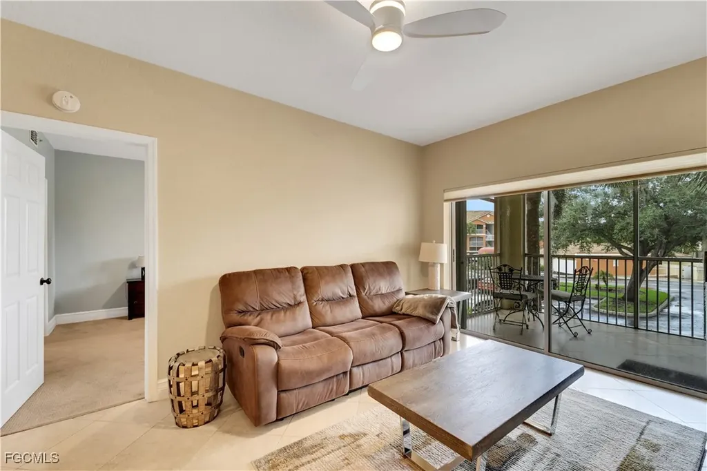 6450 Aragon Way Fort Myers FL 33966