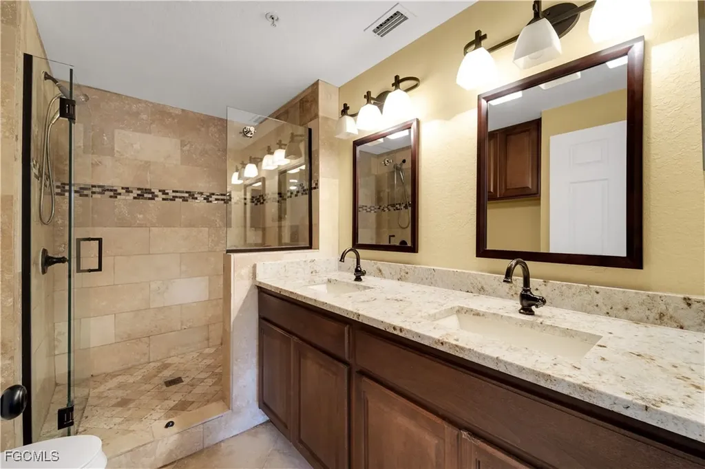 6450 Aragon Way Fort Myers FL 33966