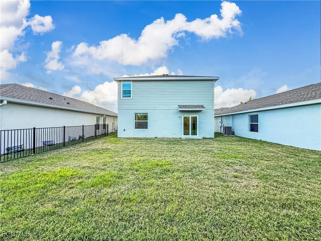 12093 Monterey Pine Lane Fort Myers FL 33966