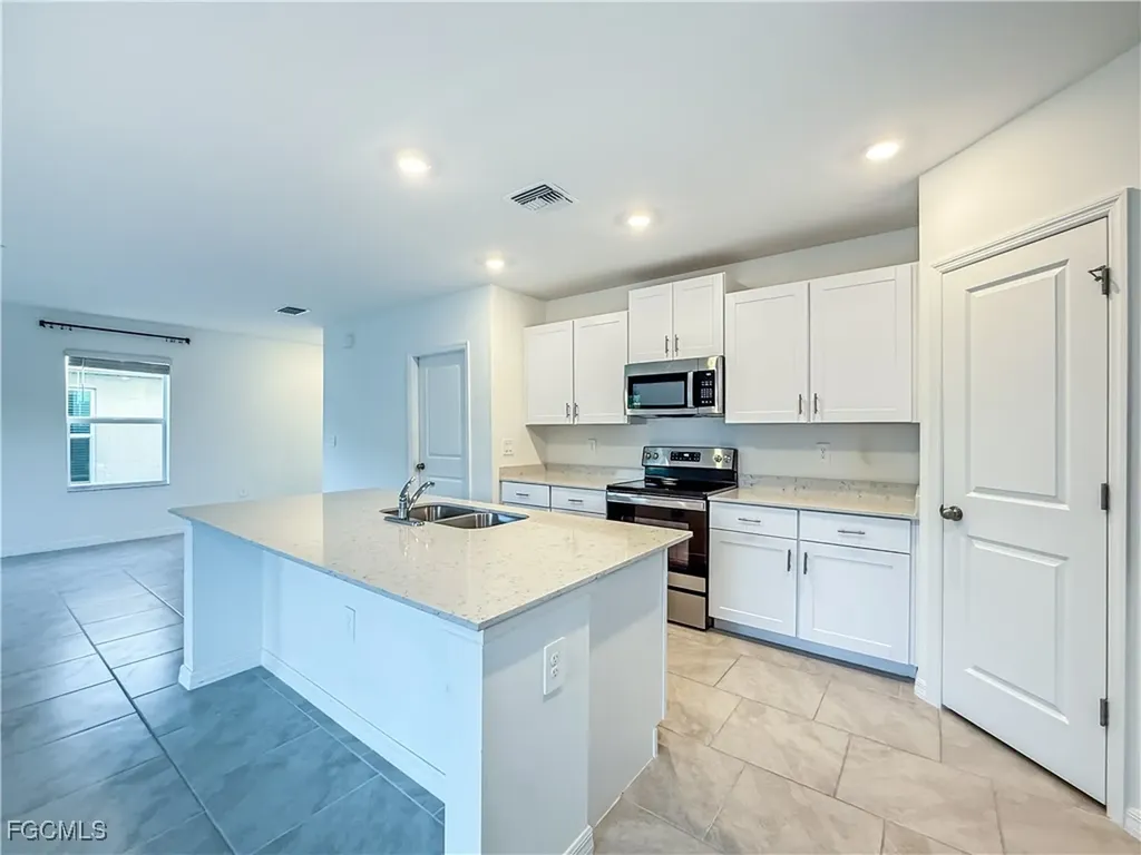 12093 Monterey Pine Lane Fort Myers FL 33966