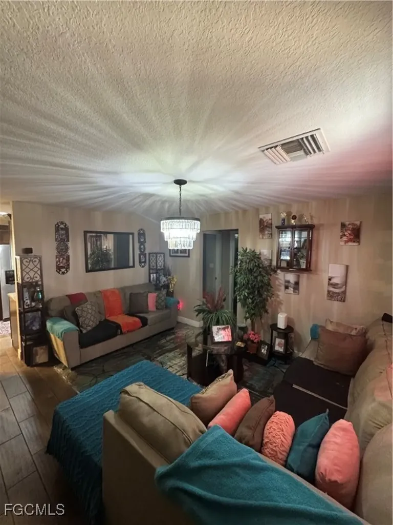711 Orchard Park Drive Clewiston FL 33440