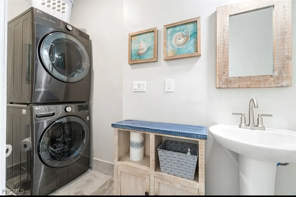 27781 Kings Kew Bonita Springs FL 34134