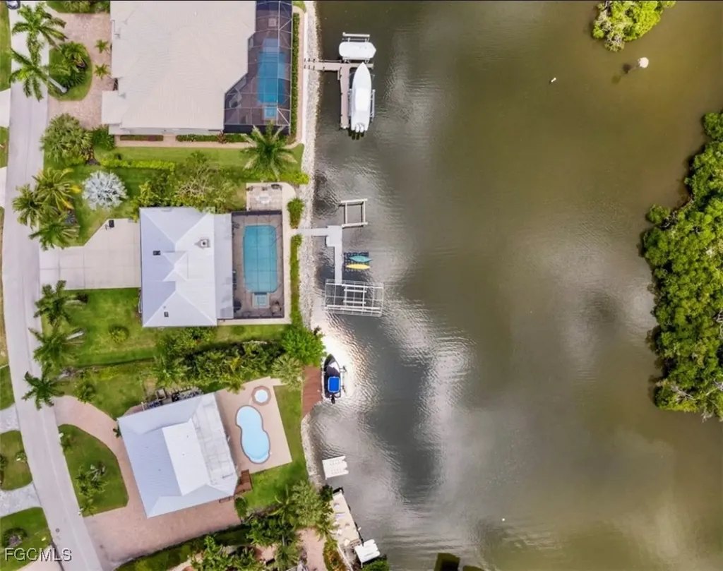 27781 Kings Kew Bonita Springs FL 34134