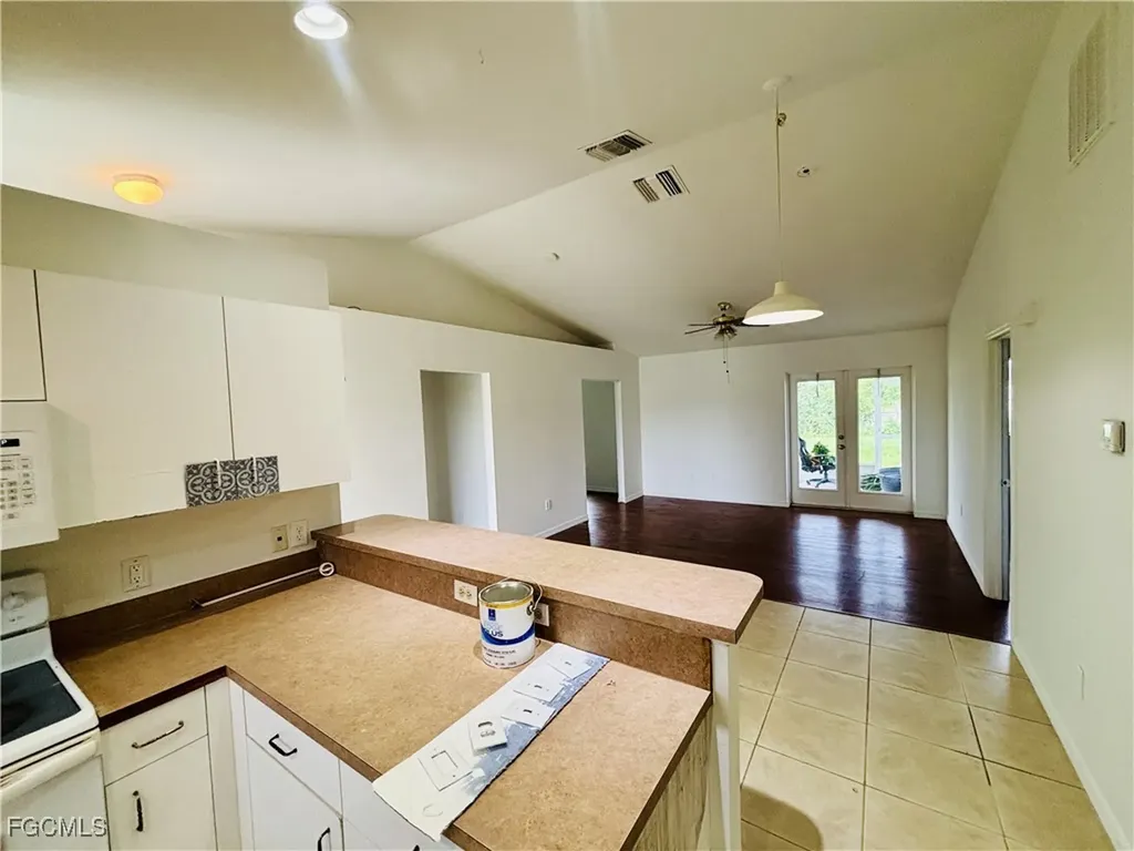 936-938 Eisenhower Boulevard Lehigh Acres FL 33974