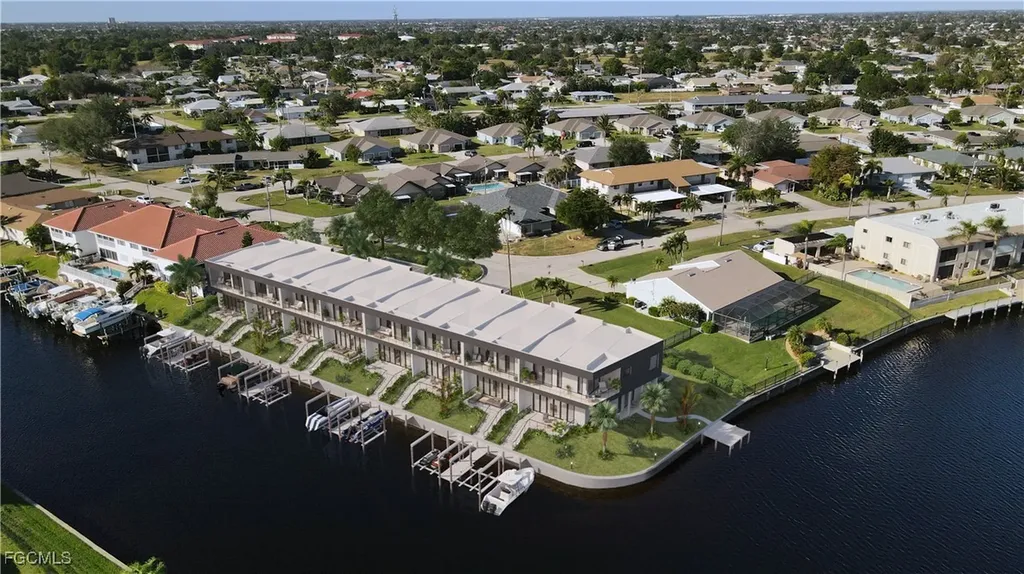 1024 SE 38th Street Cape Coral FL 33904