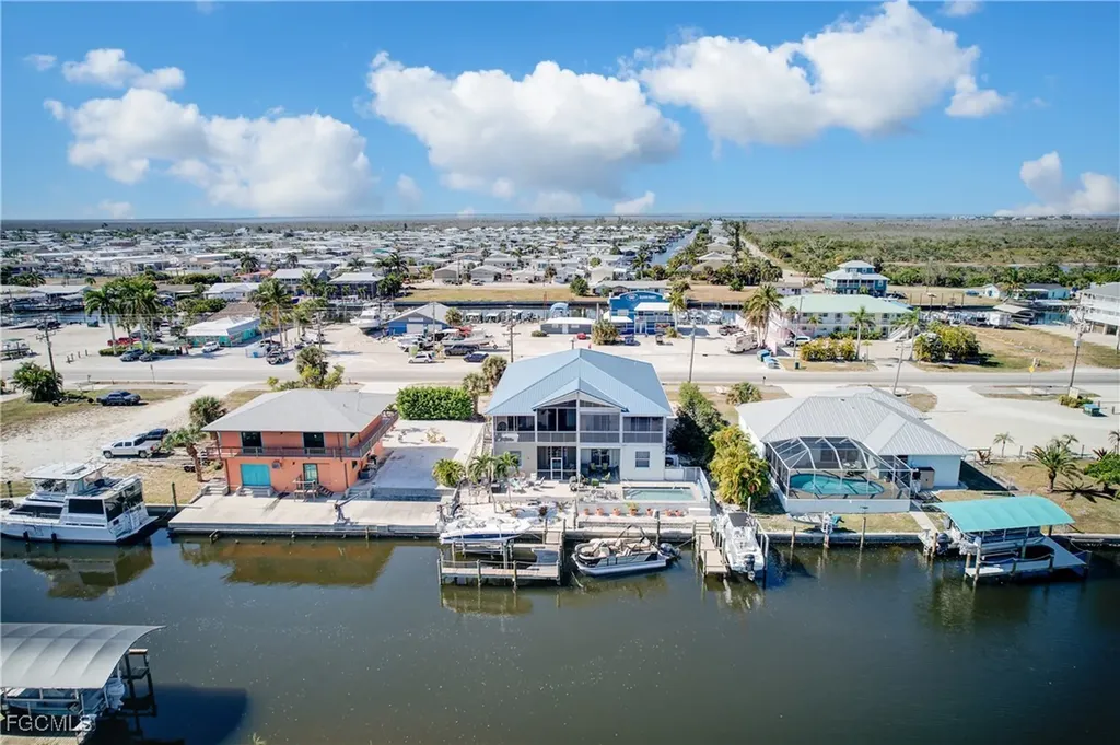 3184 Stringfellow Road St. James City FL 33956