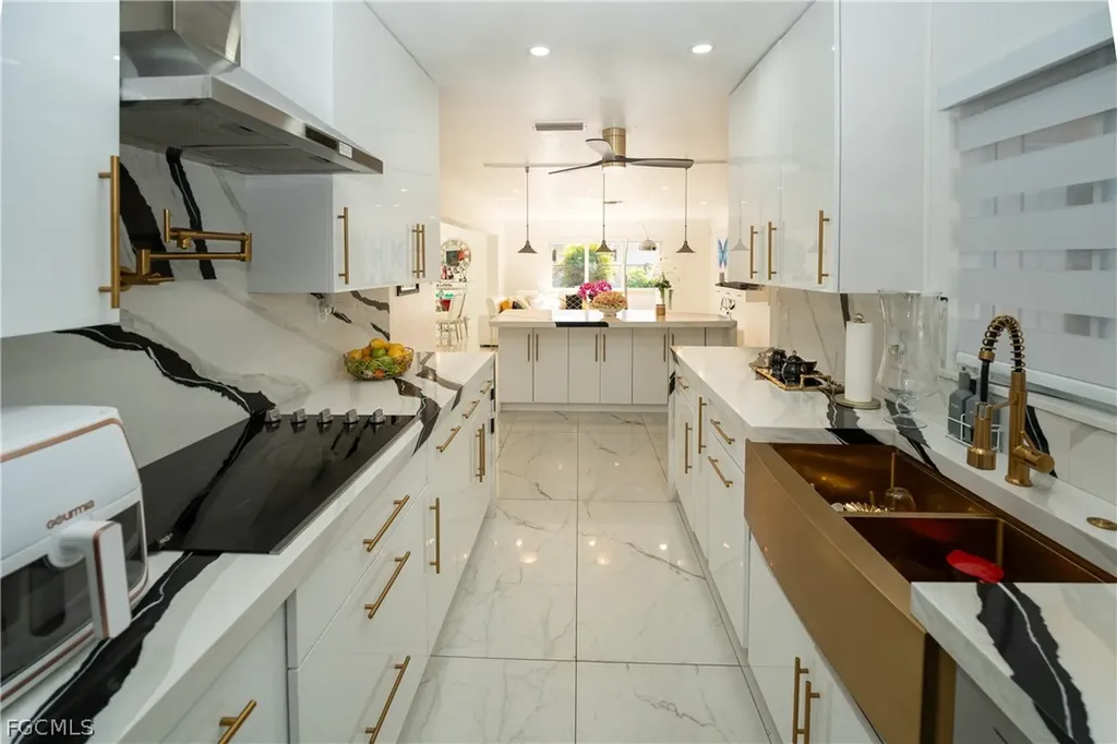 4418 Orange Grove Boulevard North Fort Myers FL 33903