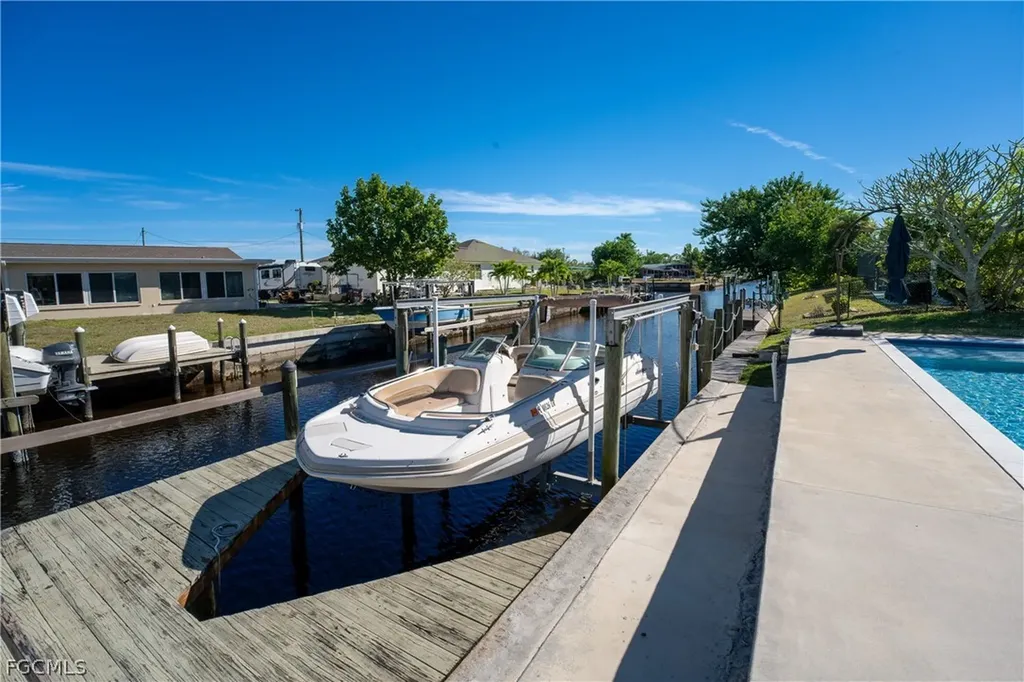 4418 Orange Grove Boulevard North Fort Myers FL 33903