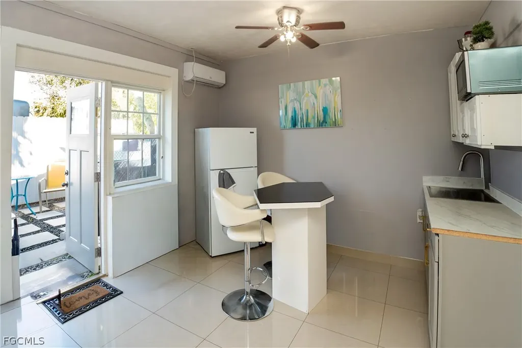 4418 Orange Grove Boulevard North Fort Myers FL 33903
