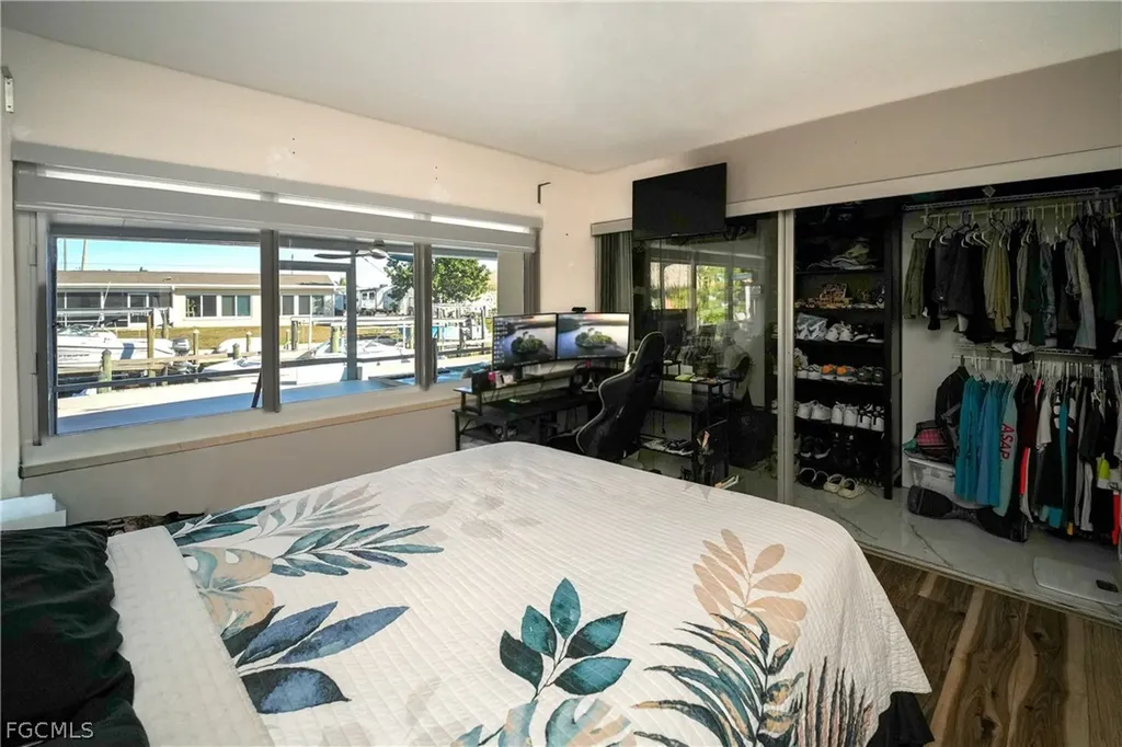 4418 Orange Grove Boulevard North Fort Myers FL 33903