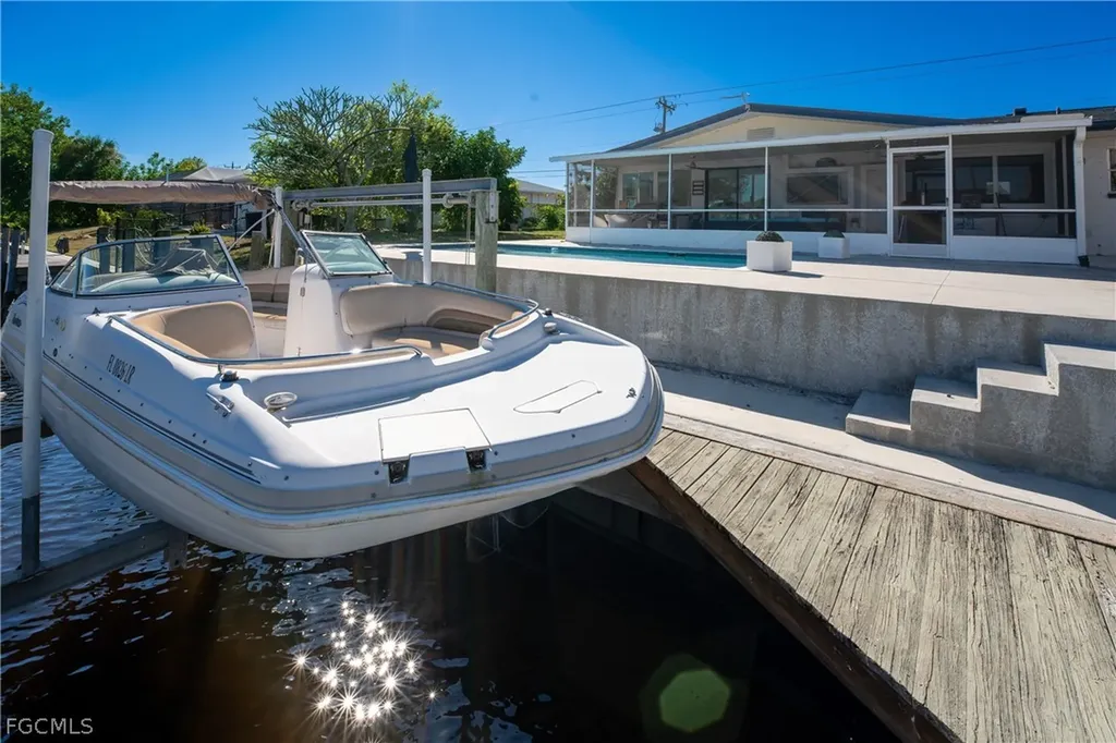 4418 Orange Grove Boulevard North Fort Myers FL 33903