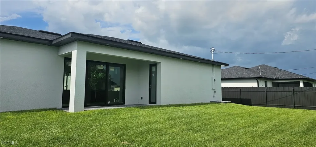 1122 NW 15th Street Cape Coral FL 33993
