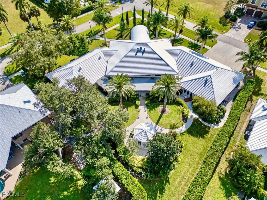 1299 Plumosa Drive Fort Myers FL 33901