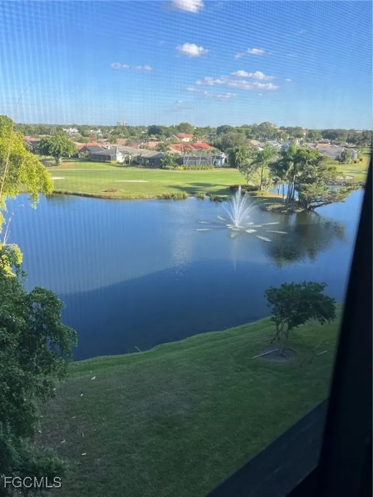 4100 Steamboat Bend E Fort Myers FL 33919
