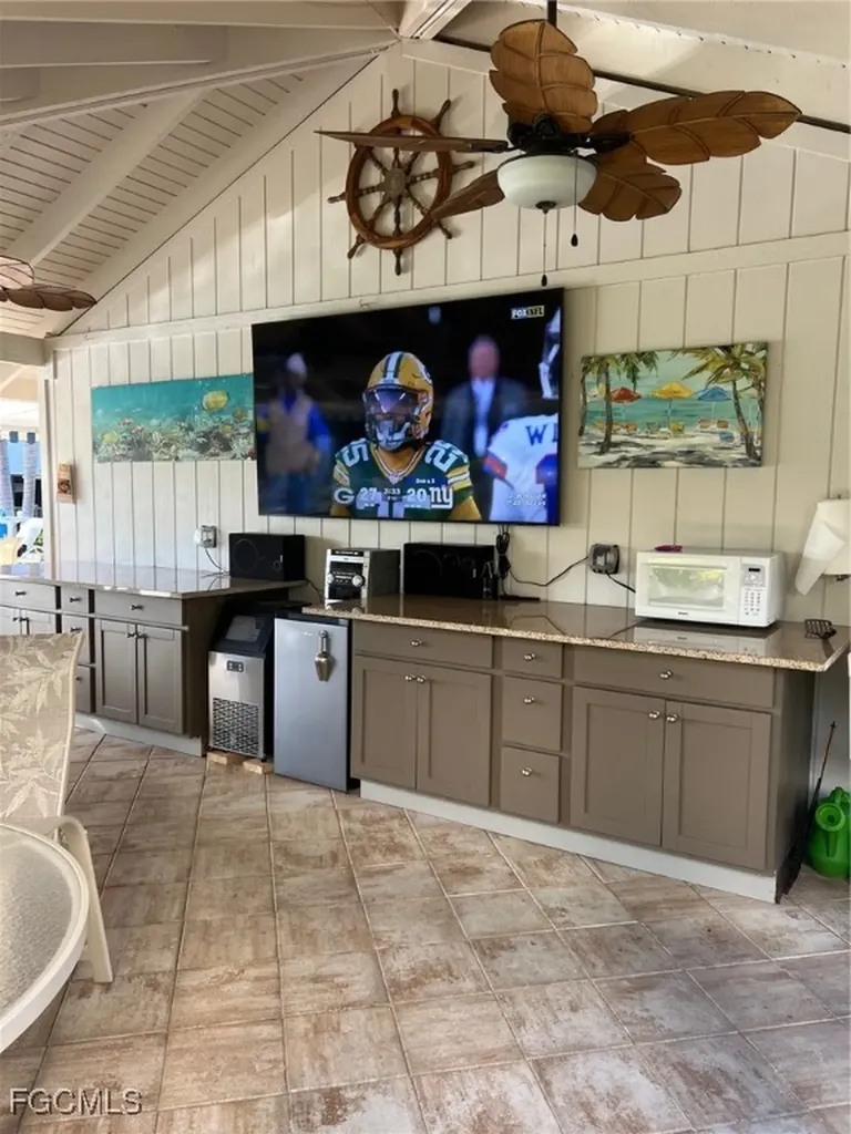4100 Steamboat Bend E Fort Myers FL 33919